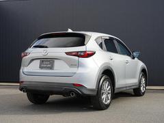 ��̿���򥫥����ˤ���ǥ����󡢤��줬�ޥĥ��Ρֺ�ư�ǥ�����ס���ưŪ����̿�Ϥ��դ��¤���ˤ�����ꡢ���Υ������˺���᤭���ߤޤ������ҤȤμ�ǤĤ���줿���������������ˤϤ���ޤ��� 2