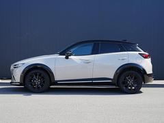 ���Ӥ䤫�ʥܥ�ͥåȤ���Ϥޤꡢ�ˤ䤫�ʶ��̤Υܥǥ��ѥͥ�ȡ��Ԥ����å��θ������ǥ��ơ���ˤ�äơ����ϥ�Τ����������ץ��ݡ������ȤʤäƤ��ޤ��� 3