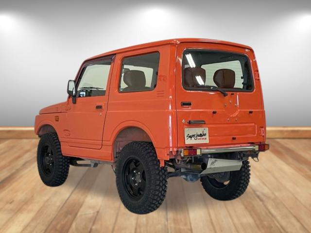 ジムニー ワイルドウインド　４ＷＤ　ＡＴ　ＣＤ　アルミホイール　エアコン　リフトアップ　スロットルボディ　オルタネーター　ウォーターポンプ　ラジエーター交換済み（11枚目）