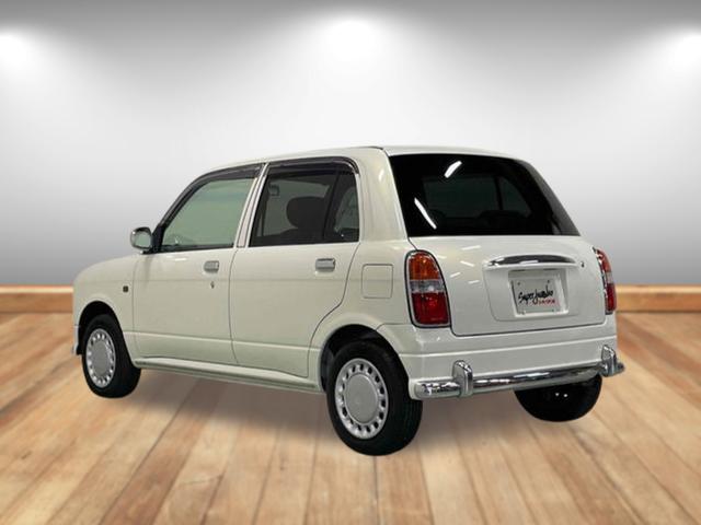 ミラジーノ ジーノリミテッド　全塗装済み　電動格納ミラー　ＡＴ　ＣＤ　衝突安全ボディ　エアコン　Ｗエアバッグ　パワーステアリング　パワーウィンドウ（11枚目）