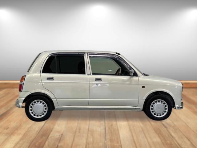 ミラジーノ ジーノリミテッド　全塗装済み　電動格納ミラー　ＡＴ　ＣＤ　衝突安全ボディ　エアコン　Ｗエアバッグ　パワーステアリング　パワーウィンドウ（12枚目）