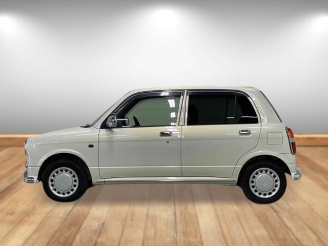 ミラジーノ ジーノリミテッド　全塗装済み　電動格納ミラー　ＡＴ　ＣＤ　衝突安全ボディ　エアコン　Ｗエアバッグ　パワーステアリング　パワーウィンドウ（13枚目）