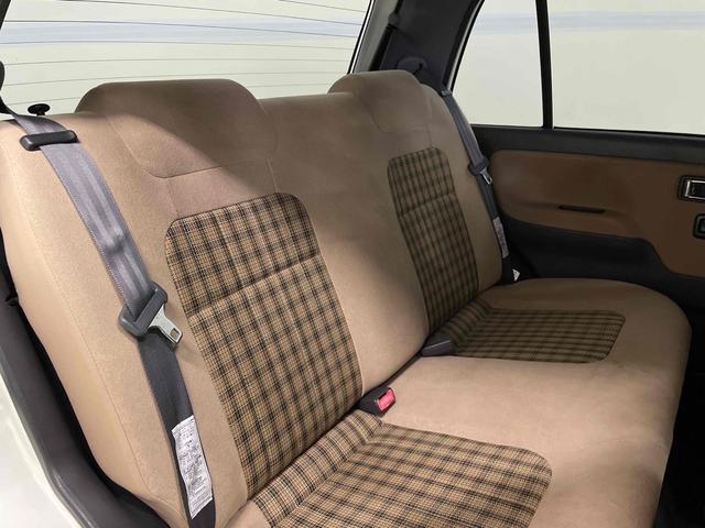 ミラジーノ ジーノリミテッド　全塗装済み　電動格納ミラー　ＡＴ　ＣＤ　衝突安全ボディ　エアコン　Ｗエアバッグ　パワーステアリング　パワーウィンドウ（18枚目）