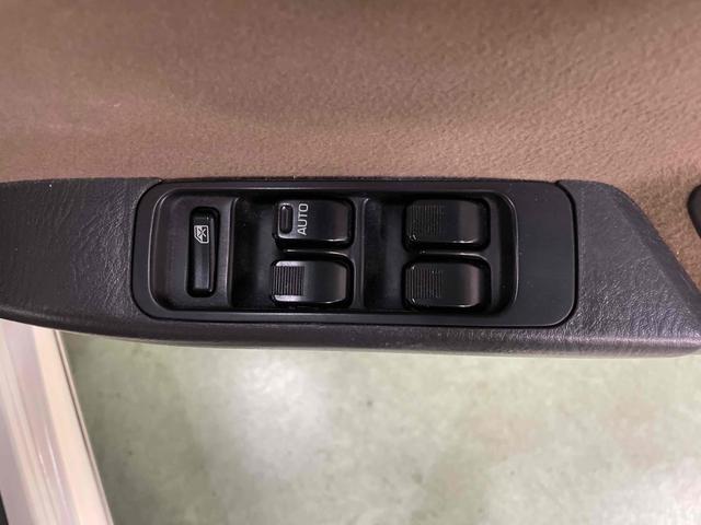 ミラジーノ ジーノリミテッド　全塗装済み　電動格納ミラー　ＡＴ　ＣＤ　衝突安全ボディ　エアコン　Ｗエアバッグ　パワーステアリング　パワーウィンドウ（28枚目）