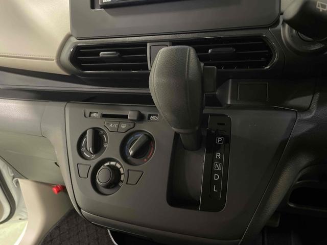 デイズ Ｂ　クリアランスソナー　衝突被害軽減システム　オートライト　キーレスエントリー　アイドリングストップ　電動格納ミラー　ベンチシート　ＣＶＴ　盗難防止システム　ＡＢＳ　ＥＳＣ　衝突安全ボディ　エアコン（16枚目）