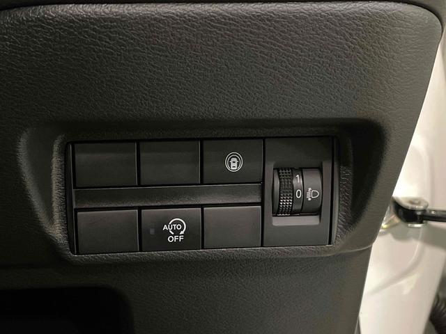 デイズ Ｂ　クリアランスソナー　衝突被害軽減システム　オートライト　キーレスエントリー　アイドリングストップ　電動格納ミラー　ベンチシート　ＣＶＴ　盗難防止システム　ＡＢＳ　ＥＳＣ　衝突安全ボディ　エアコン（29枚目）