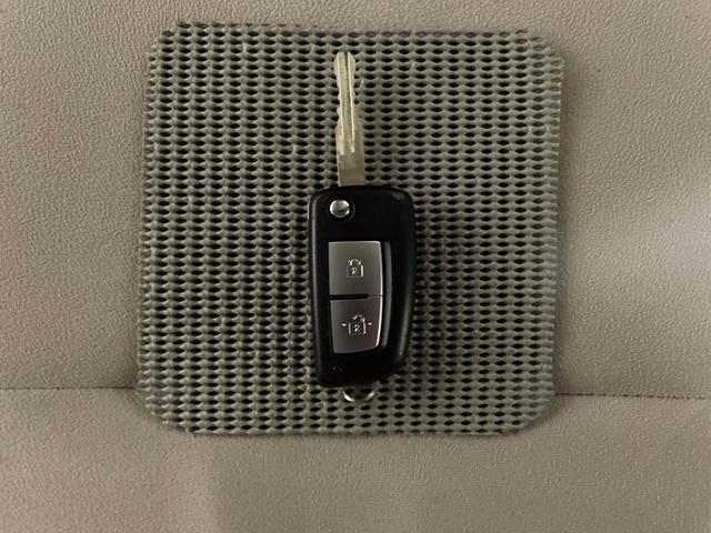 デイズ Ｂ　クリアランスソナー　衝突被害軽減システム　オートライト　キーレスエントリー　アイドリングストップ　電動格納ミラー　ベンチシート　ＣＶＴ　盗難防止システム　ＡＢＳ　ＥＳＣ　衝突安全ボディ　エアコン（30枚目）