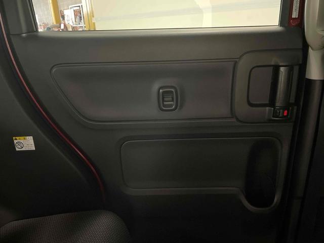 ワゴンＲスマイル ハイブリッドＳ　２トーンルーフパッケージ装着車　ドライブレコーダー　ＥＴＣ　両側電動スライドドア　クリアランスソナー　レーンアシスト　衝突被害軽減システム　オートライト　スマートキー　電動格納ミラー　シートヒーター　ベンチシート　ＣＶＴ（51枚目）