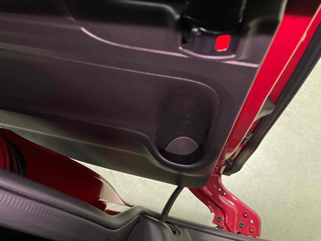 ワゴンＲスマイル ハイブリッドＳ　２トーンルーフパッケージ装着車　ドライブレコーダー　ＥＴＣ　両側電動スライドドア　クリアランスソナー　レーンアシスト　衝突被害軽減システム　オートライト　スマートキー　電動格納ミラー　シートヒーター　ベンチシート　ＣＶＴ（52枚目）