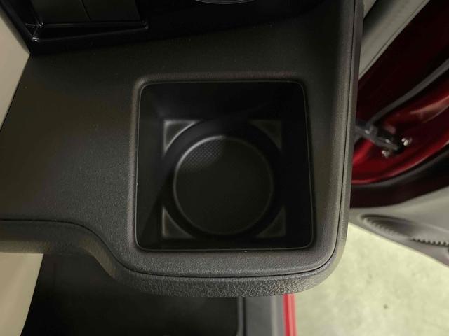 ワゴンＲスマイル ハイブリッドＳ　２トーンルーフパッケージ装着車　ドライブレコーダー　ＥＴＣ　両側電動スライドドア　クリアランスソナー　レーンアシスト　衝突被害軽減システム　オートライト　スマートキー　電動格納ミラー　シートヒーター　ベンチシート　ＣＶＴ（61枚目）