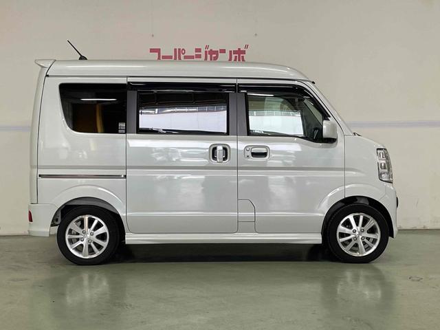 エブリイワゴン ＰＺターボ　ドライブレコーダー　ＥＴＣ　両側スライド・片側電動　ナビ　クリアランスソナー　レーンアシスト　衝突被害軽減システム　オートライト　ＨＩＤ　スマートキー　電動格納ミラー　後席モニター　ＡＴ（12枚目）