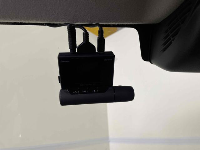 エブリイワゴン ＰＺターボ　ドライブレコーダー　ＥＴＣ　両側スライド・片側電動　ナビ　クリアランスソナー　レーンアシスト　衝突被害軽減システム　オートライト　ＨＩＤ　スマートキー　電動格納ミラー　後席モニター　ＡＴ（32枚目）