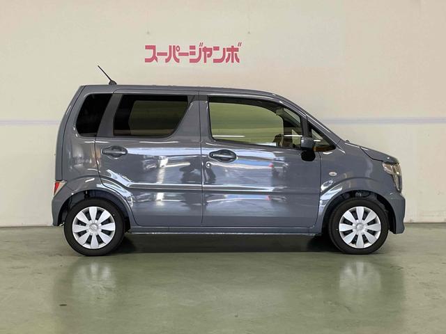 ワゴンＲ ＦＸ　クリアランスソナー　レーンアシスト　衝突被害軽減システム　オートライト　スマートキー　電動格納ミラー　シートヒーター　ベンチシート　ＣＶＴ　盗難防止システム　ＡＢＳ　ＥＳＣ　ＣＤ　衝突安全ボディ（12枚目）