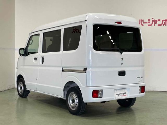エブリイ ＰＡリミテッド　両側スライドドア　オートライト　キーレスエントリー　ＡＴ　盗難防止システム　ＡＢＳ　ＥＳＣ　衝突安全ボディ　エアコン　パワーステアリング　パワーウィンドウ（11枚目）