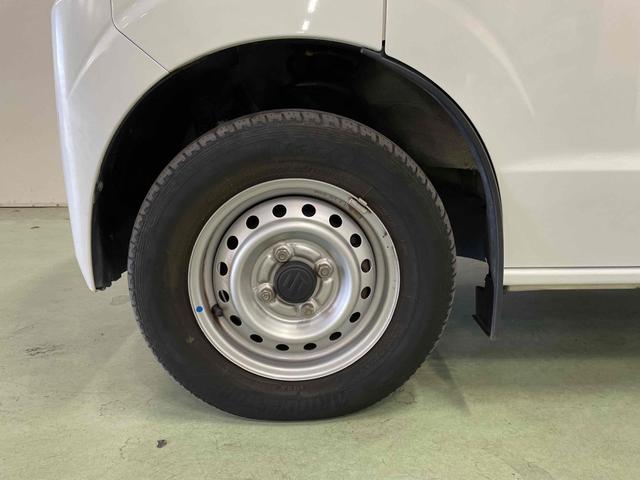 エブリイ ＰＡリミテッド　両側スライドドア　オートライト　キーレスエントリー　ＡＴ　盗難防止システム　ＡＢＳ　ＥＳＣ　衝突安全ボディ　エアコン　パワーステアリング　パワーウィンドウ（24枚目）