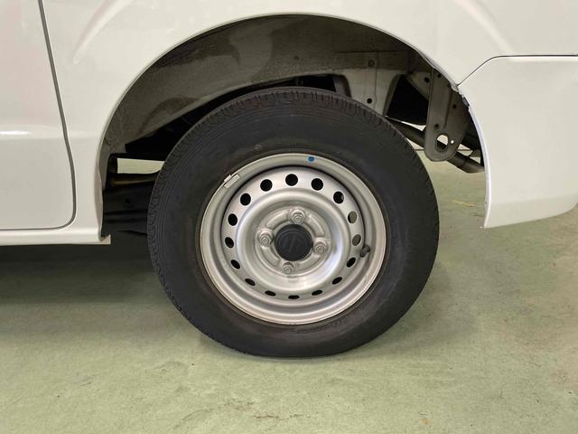 エブリイ ＰＡリミテッド　両側スライドドア　オートライト　キーレスエントリー　ＡＴ　盗難防止システム　ＡＢＳ　ＥＳＣ　衝突安全ボディ　エアコン　パワーステアリング　パワーウィンドウ（25枚目）