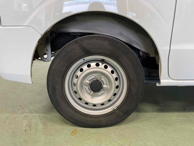 エブリイ ＰＡリミテッド　両側スライドドア　オートライト　キーレスエントリー　ＡＴ　盗難防止システム　ＡＢＳ　ＥＳＣ　衝突安全ボディ　エアコン　パワーステアリング　パワーウィンドウ（27枚目）