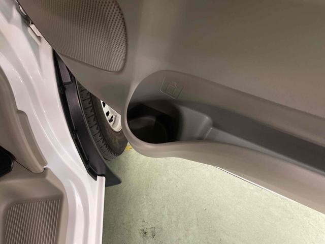 エブリイ ＰＡリミテッド　両側スライドドア　オートライト　キーレスエントリー　ＡＴ　盗難防止システム　ＡＢＳ　ＥＳＣ　衝突安全ボディ　エアコン　パワーステアリング　パワーウィンドウ（38枚目）