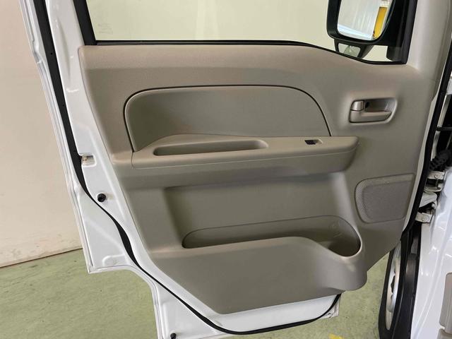 エブリイ ＰＡリミテッド　両側スライドドア　オートライト　キーレスエントリー　ＡＴ　盗難防止システム　ＡＢＳ　ＥＳＣ　衝突安全ボディ　エアコン　パワーステアリング　パワーウィンドウ（40枚目）