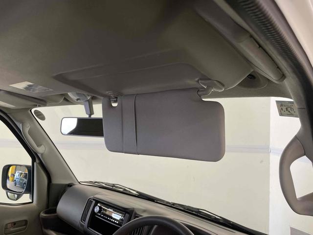 エブリイ ＰＡリミテッド　両側スライドドア　オートライト　キーレスエントリー　ＡＴ　盗難防止システム　ＡＢＳ　ＥＳＣ　衝突安全ボディ　エアコン　パワーステアリング　パワーウィンドウ（43枚目）