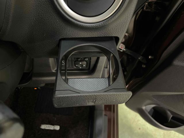 デイズ ハイウェイスターX Vセレクション+セーフティII ETC 全周囲カメラ ナビ TV 衝突被害軽減システム HID スマートキー アイドリングストップ 電動格納ミラー シートヒーター ベンチシート CVT 盗難防止システム ABS ESC(56枚目)