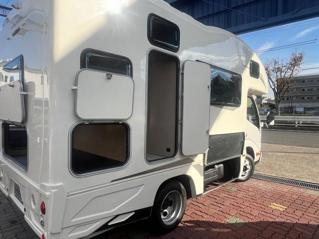 カムロード ＶＡＮＴＥＣＨ　コルドバンクス　ソーラーパネル付　家庭用エアコン　サブバッテリー×３　外部電源　冷蔵庫　電子レンジ　６人乗り　４ＷＤディーゼル　Ｗタイヤ　寒冷地仕様　換気扇　走行充電　ナビ　バックカメラ　ＦＦヒーター（25枚目）