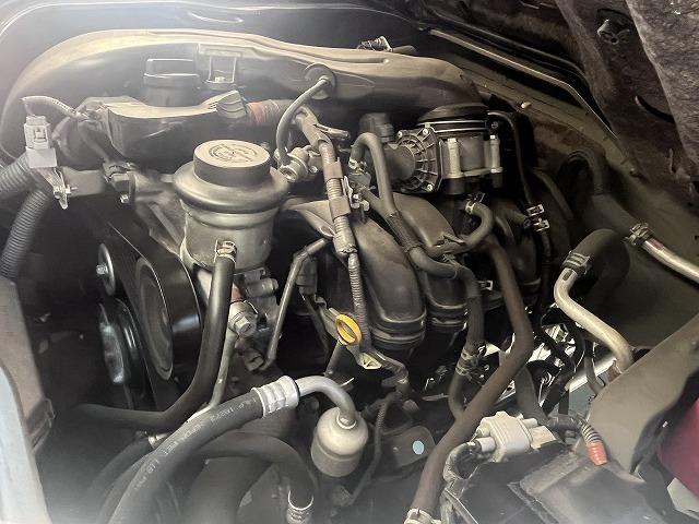 ハイエースバン ロングワイドスーパＧＬマルチロルトランスポタタイプＩ　スマートキー　４ＷＤ　モデリスタベットキット　モデリスタ内装　ＬＥＤライト　社外アルミ　社外ナビ・フルセグＴＶ　バックカメラ　イージークローザー（17枚目）