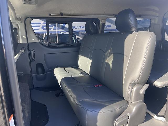 ハイエースバン ロングワイドスーパＧＬマルチロルトランスポタタイプＩ　スマートキー　４ＷＤ　モデリスタベットキット　モデリスタ内装　ＬＥＤライト　社外アルミ　社外ナビ・フルセグＴＶ　バックカメラ　イージークローザー（24枚目）