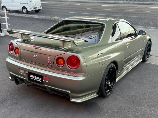 スカイライン ＧＴ－Ｒ　ＶスペックＩＩ　Ｎｕｒ　・Ｖ２Ｎｕｒミレニアムジェイド・ニスモＬＭＧＴ４＆Ｓスカート＆Ｒアンダー・強化クラッチ・社外インジェクター・ＳＡＲＤキャタライザー・ＨＫＳ車高調・ＴＲＵＳＴオイルクーラー・アクティブ様マフラー（22枚目）