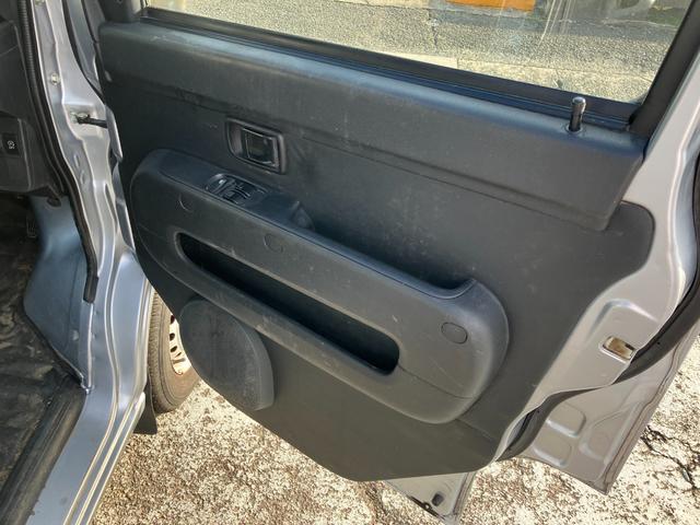 ハイゼットカーゴ ＤＸ　ＳＡＩＩＩ　デラックス　ＳＡＩＩＩ　ハイルーフ　純正メモリーナビ　両側スライドドア　ＥＴＣ　ＵＳＢ入力端子（２口）　キーレスエントリー　オートハイビーム　衝突被害軽減システム（10枚目）
