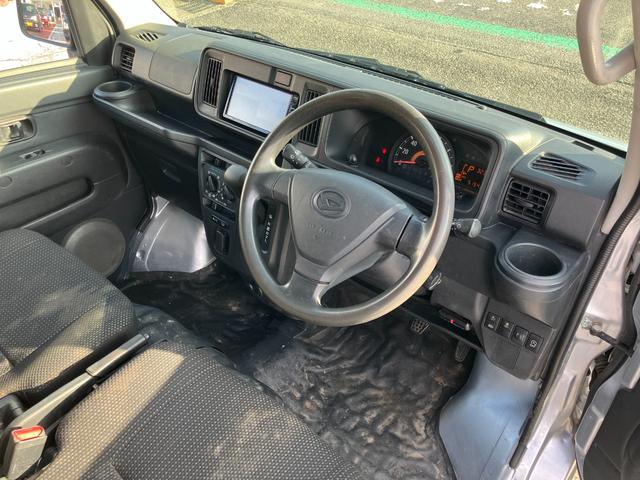 ハイゼットカーゴ ＤＸ　ＳＡＩＩＩ　デラックス　ＳＡＩＩＩ　ハイルーフ　純正メモリーナビ　両側スライドドア　ＥＴＣ　ＵＳＢ入力端子（２口）　キーレスエントリー　オートハイビーム　衝突被害軽減システム（13枚目）