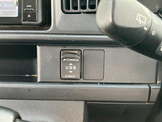 ハイゼットカーゴ ＤＸ　ＳＡＩＩＩ　デラックス　ＳＡＩＩＩ　ハイルーフ　純正メモリーナビ　両側スライドドア　ＥＴＣ　ＵＳＢ入力端子（２口）　キーレスエントリー　オートハイビーム　衝突被害軽減システム（26枚目）