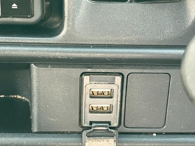 ハイゼットカーゴ ＤＸ　ＳＡＩＩＩ　デラックス　ＳＡＩＩＩ　ハイルーフ　純正メモリーナビ　両側スライドドア　ＥＴＣ　ＵＳＢ入力端子（２口）　キーレスエントリー　オートハイビーム　衝突被害軽減システム（27枚目）