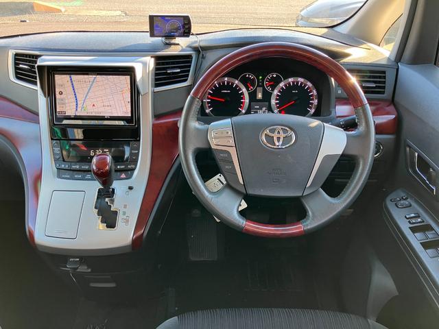 ヴェルファイア 2.4Z 両側パワースライドドア HDDナビ(フルセグTV) 純正18インチアルミホイール クリアランスソナー ダブルエアコン ETC バックカメラ スマートキー 取説(17枚目)