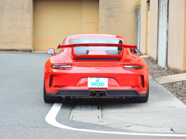 911GT3 6MT Fリフト レザーP カーボンP Clubsport package PTV Red 12 o’clock スポーツクロノ フルバケットシート ミラーカーボン ブラックデザインLEDヘッドライト(15枚目)