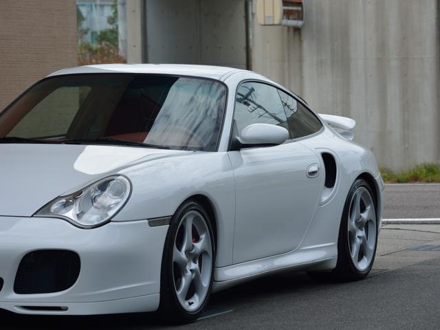 911ターボ テラコッタSPカラーレザーインテリア 下廻り同色ペイント 車高調 ゲンバラスポーツペダル コンフォートシート HDDナビ パッド&ローター4輪交換済み(5枚目)