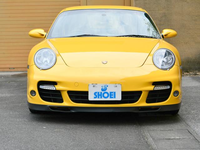 ９１１ ９１１ターボ　右Ｈ　ＰＣＣＢ　ナチュラルレザー　レザーインテリア　フロントガラスＴＯＰダークグレー　Ｓクロノパッケージターボ　Ｓシートシートプラスバックシェルカラー　レザー仕上げライトサラウンドコンソールテイプトェ（2枚目）