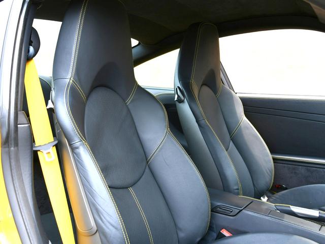 ９１１ ９１１ターボ　右Ｈ　ＰＣＣＢ　ナチュラルレザー　レザーインテリア　フロントガラスＴＯＰダークグレー　Ｓクロノパッケージターボ　Ｓシートシートプラスバックシェルカラー　レザー仕上げライトサラウンドコンソールテイプトェ（33枚目）