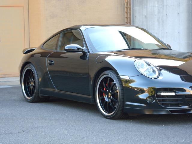 ９１１ ９１１カレラＳ　ミギＨ　ターボバンパー　ターボ油圧ウイング　１９スポーテック　ビルシュタイン　スポーツエキゾースト　レザーインテリア　アダプティブスポーツシート　シートヒーター　ＬＥＤテールフォグ　スポーツクロノＳＲ（4枚目）