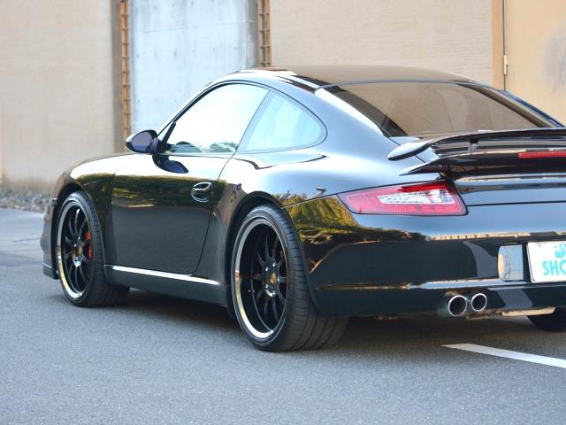 ９１１ ９１１カレラＳ　ミギＨ　ターボバンパー　ターボ油圧ウイング　１９スポーテック　ビルシュタイン　スポーツエキゾースト　レザーインテリア　アダプティブスポーツシート　シートヒーター　ＬＥＤテールフォグ　スポーツクロノＳＲ（18枚目）