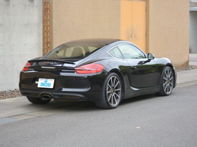 ケイマン Ｓブラックエディション　アルミニウムサイドウインドウトリムＰＤＳＬ電動格ミラーＦ＆Ｒヤパークアシストクルコン　自動防眩ルームミラースポーツデザインステア２０インチカレラクラッシックスポーツシートＰＡＳＭ３１５空気モニター２ゾ（13枚目）