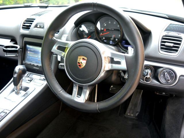 ケイマン Ｓブラックエディション　アルミニウムサイドウインドウトリムＰＤＳＬ電動格ミラーＦ＆Ｒヤパークアシストクルコン　自動防眩ルームミラースポーツデザインステア２０インチカレラクラッシックスポーツシートＰＡＳＭ３１５空気モニター２ゾ（26枚目）