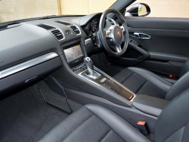 ケイマン Ｓブラックエディション　アルミニウムサイドウインドウトリムＰＤＳＬ電動格ミラーＦ＆Ｒヤパークアシストクルコン　自動防眩ルームミラースポーツデザインステア２０インチカレラクラッシックスポーツシートＰＡＳＭ３１５空気モニター２ゾ（41枚目）