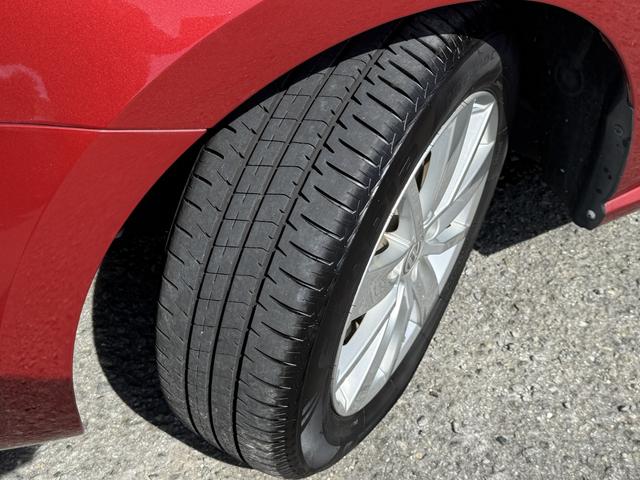 ポロ ＴＳＩコンフォートライン　１オーナー車　衝突軽減ブレーキ　ナビゲーションパッケージ　バックカメラ　ＥＴＣ　キーレスエントリー　ＤＶＤ再生　サイドエアバッグ　禁煙車　ウインカー付きドアミラー（7枚目）