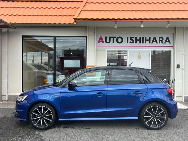 Ａ１スポーツバック ミッドナイトリミテッド　３７５台限定車　ＨＩＤヘッド　Ｓラインエクステリア　１７インチホイール　純正ナビ　バックカメラ　ソナー　シートヒーター　ドラレコ　オートライト（5枚目）