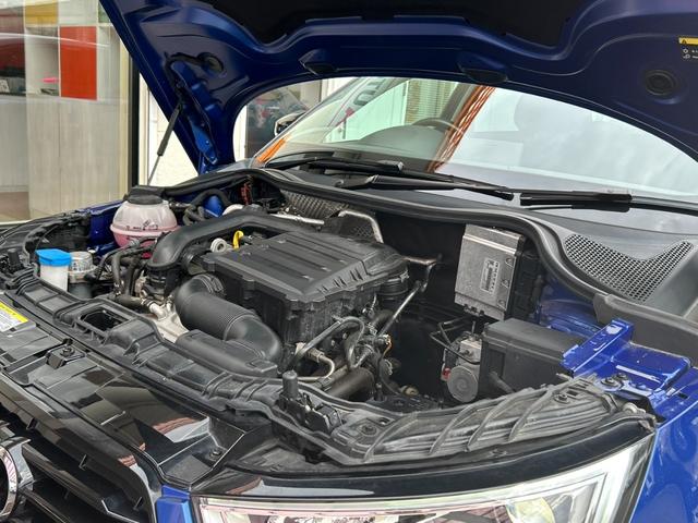 Ａ１スポーツバック ミッドナイトリミテッド　３７５台限定車　ＨＩＤヘッド　Ｓラインエクステリア　１７インチホイール　純正ナビ　バックカメラ　ソナー　シートヒーター　ドラレコ　オートライト（9枚目）
