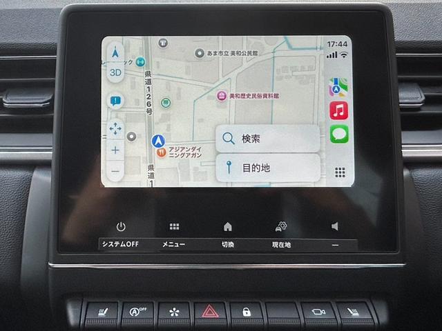 キャプチャー インテンス　テックパック　６ヵ月保証　禁煙車　３６０度カメラ　衝突軽減ブレーキ　アダプティブクルーズコントロール　レーンセンタリングアシスト　ステアリングヒーター　レザーシート　シートヒーター　ハイビームアシストＬＥＤヘッド（11枚目）