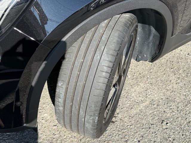 Ｃ４０リチャージ 　グーグルシステムナビ　カープレイ対応　全方位カメラ　パノラマルーフ　アダプティプクルーズ　ＬＥＤヘッド　シートヒーター　ステアヒーター　ＥＴＣ（9枚目）