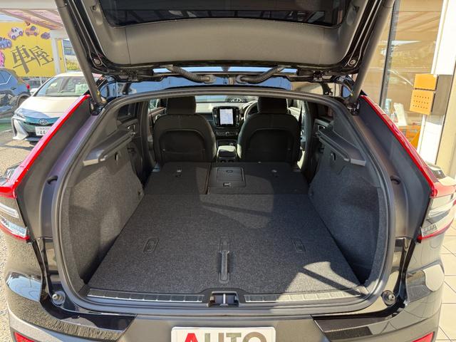 Ｃ４０リチャージ 　グーグルシステムナビ　カープレイ対応　全方位カメラ　パノラマルーフ　アダプティプクルーズ　ＬＥＤヘッド　シートヒーター　ステアヒーター　ＥＴＣ（30枚目）