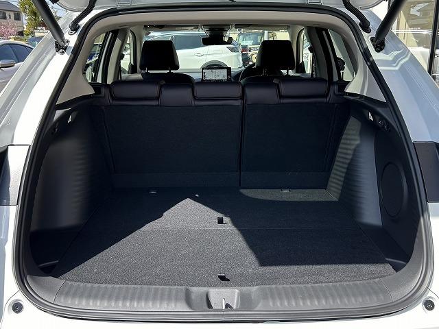 ＺＲ－Ｖ ｅ：ＨＥＶ　Ｚ　ＢＳＭ　　純正ナビ　３６０度カメラ　オートハイビーム　ＢＯＳＥスピーカー　レザーシート　パワートランク　フットオープナー　ＥＴＣ２．０　シートヒーター　ステアリングヒーター　非接触充電器（31枚目）